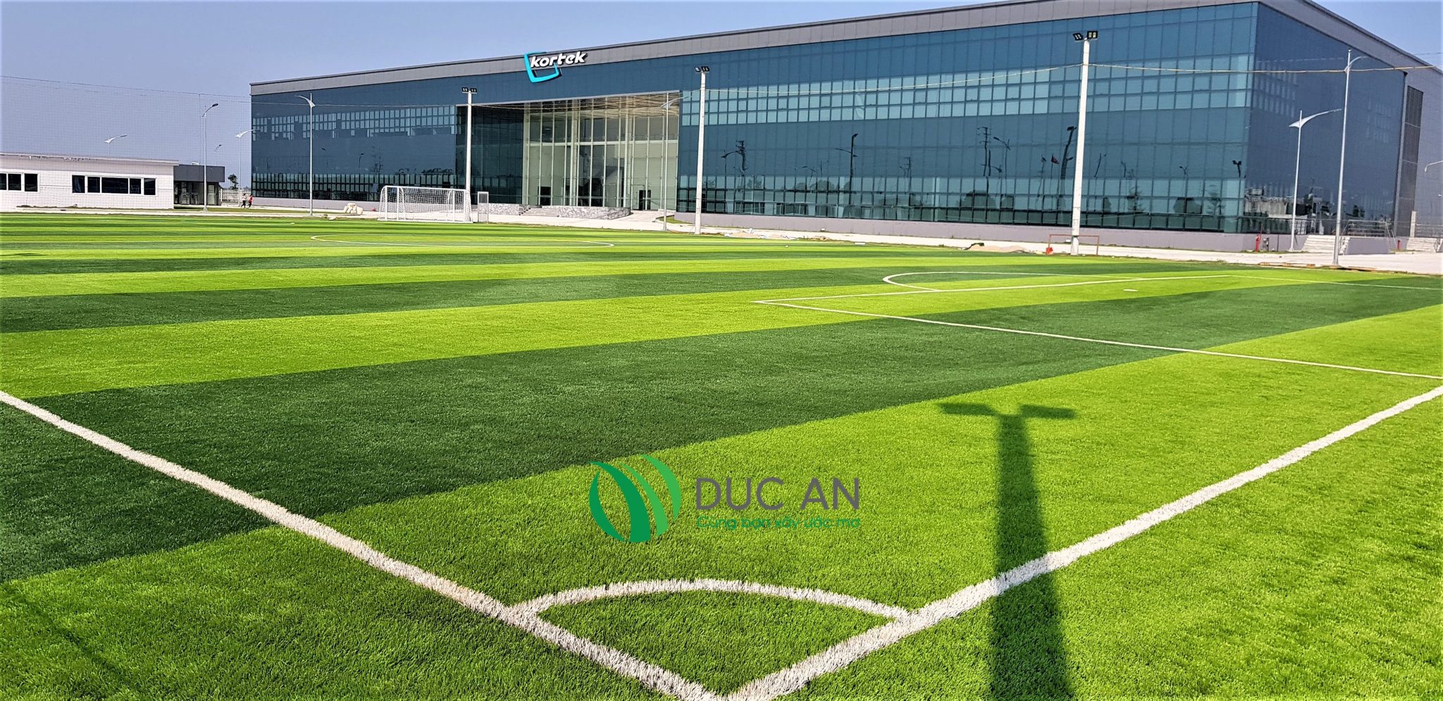 Dự án sân bóng đá cỏ nhân tạo tại công ty Kortek Vina – Hà Nam
