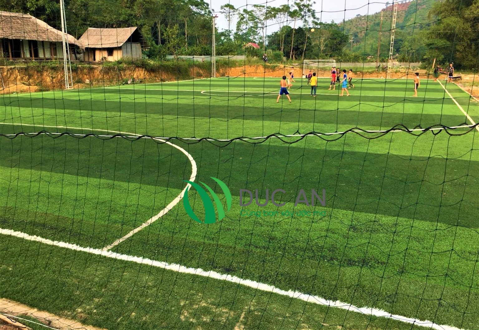 Dự án sân bóng đá cỏ nhân tạo tại Phố Cáo – Đồng Văn – Hà Giang