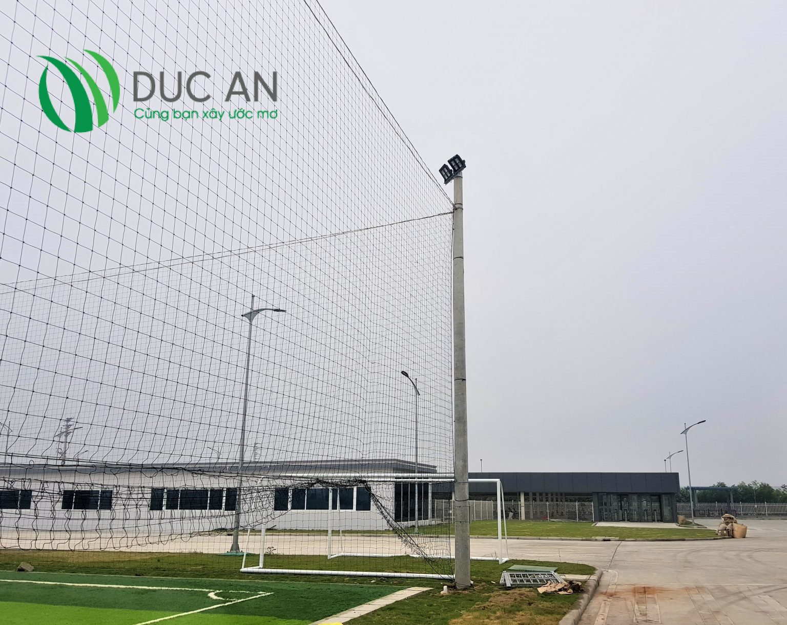 Dự án sân bóng đá cỏ nhân tạo tại công ty Kortek Vina – Hà Nam