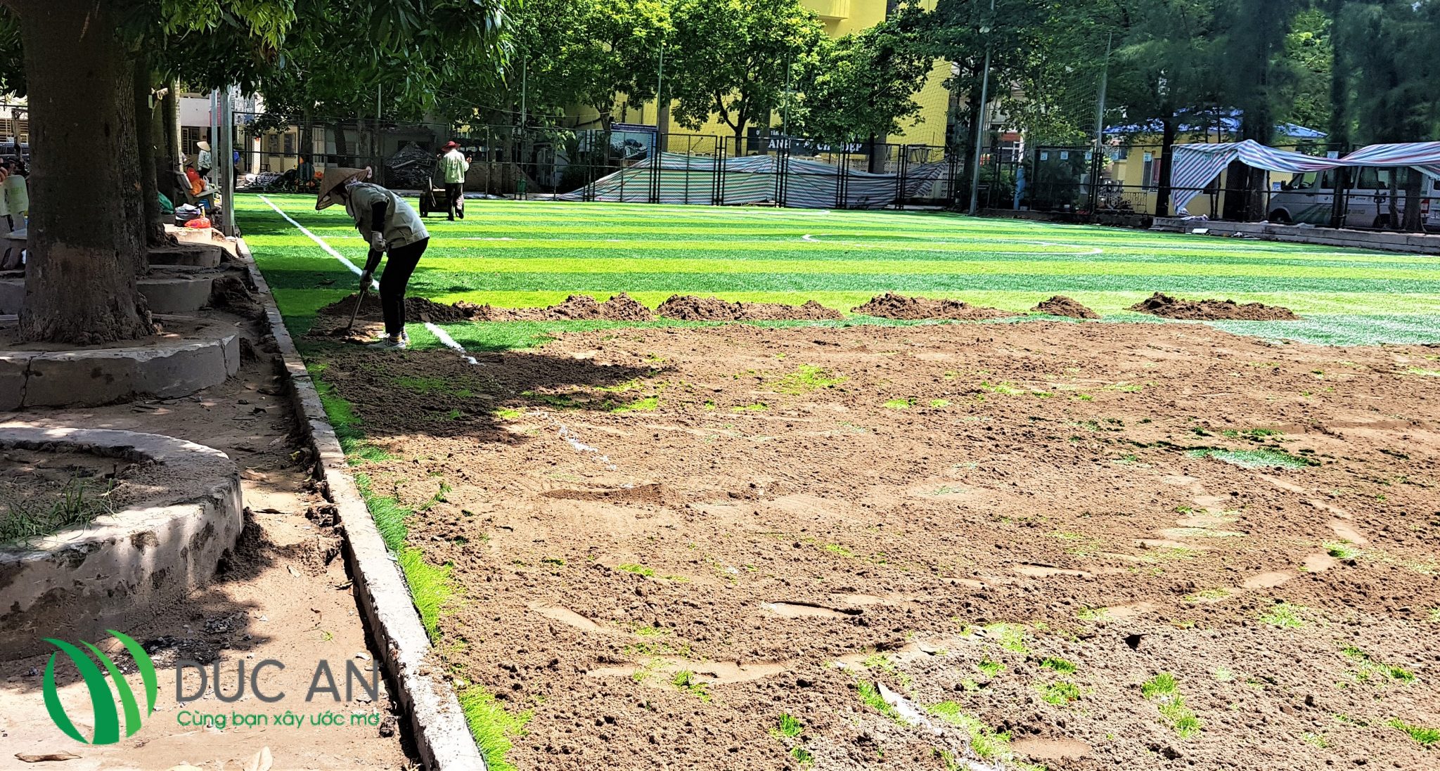 Dự án thay thế sân cỏ nhân tạo tại trường thực nghiệm