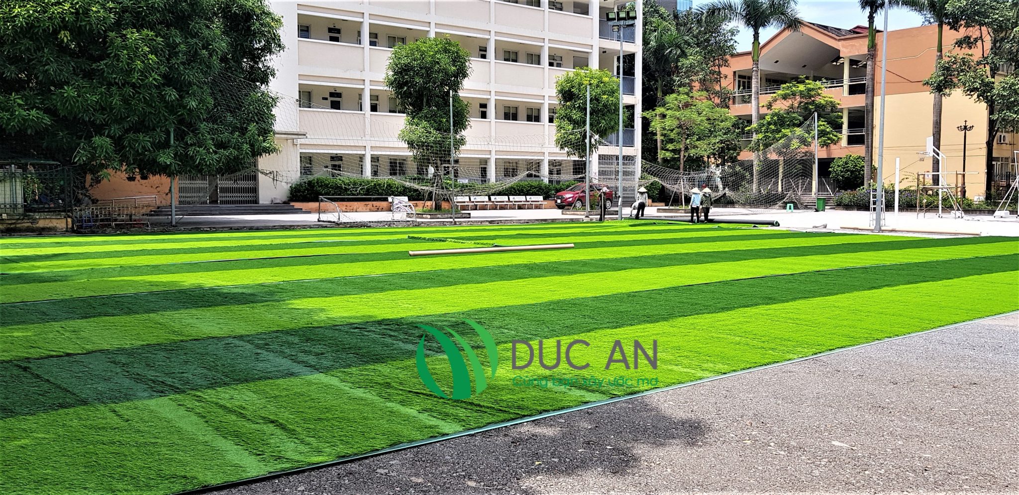 Dự án thay thế sân cỏ nhân tạo tại trường thực nghiệm