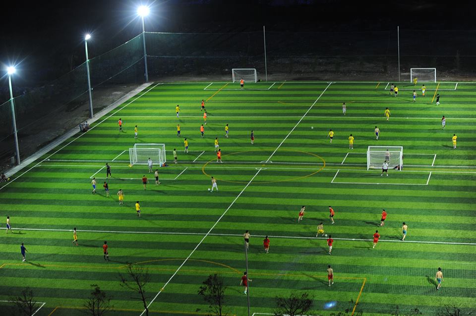 Cách thi công sân cỏ nhân tạo tiết kiệm và chất lượng nhất