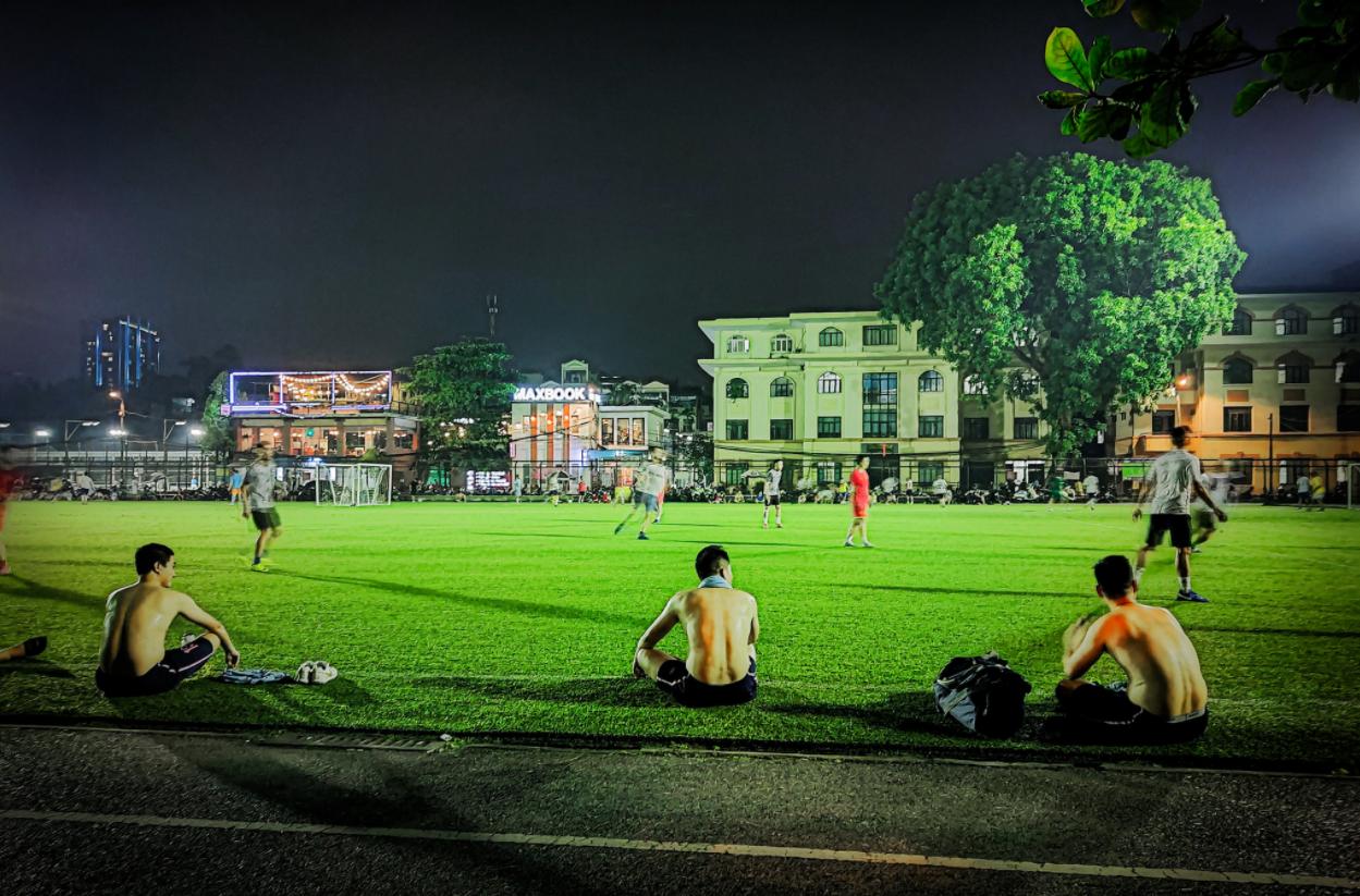 Review top 5 sân bóng nhân tạo chất lượng - giá tốt tại Hà Nội